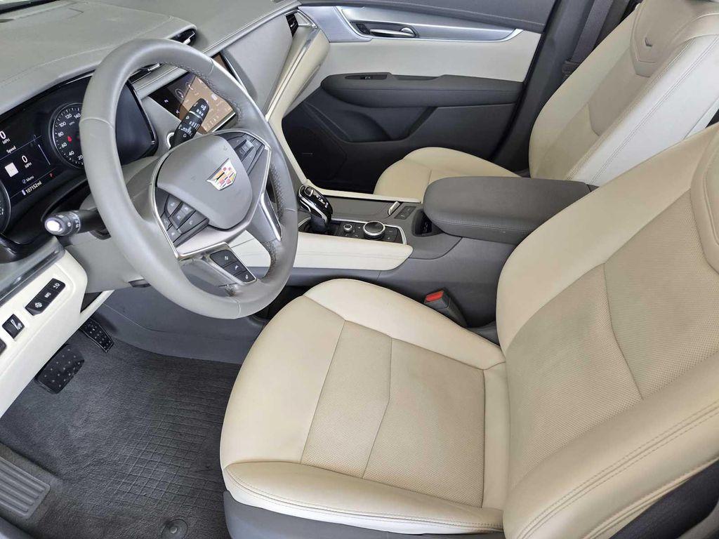 used 2020 Cadillac XT5 car, priced at $18,988