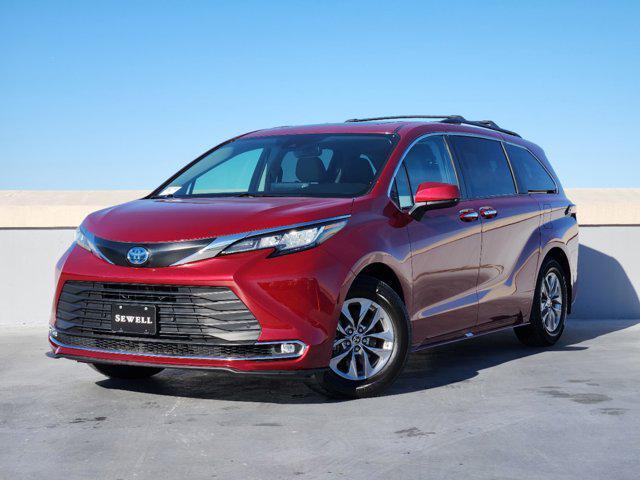 used 2022 Toyota Sienna car, priced at $36,688