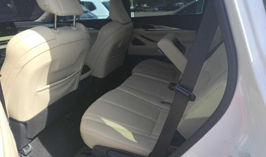 used 2024 INFINITI QX60 car, priced at $41,848