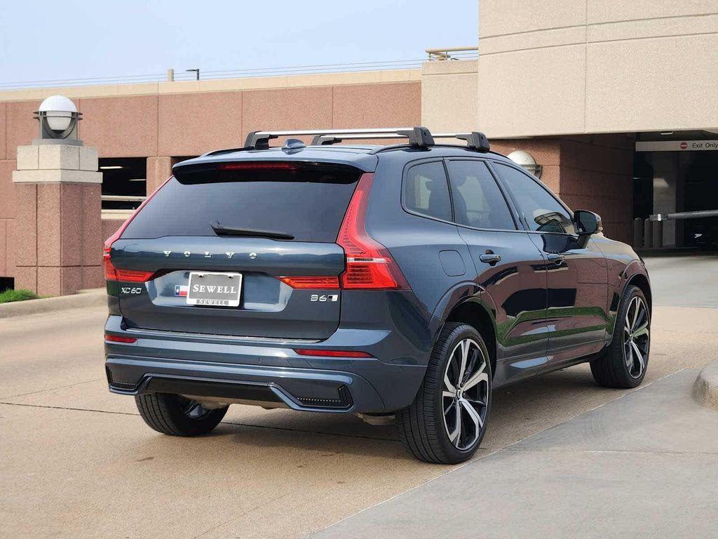 used 2022 Volvo XC60 car, priced at $35,988