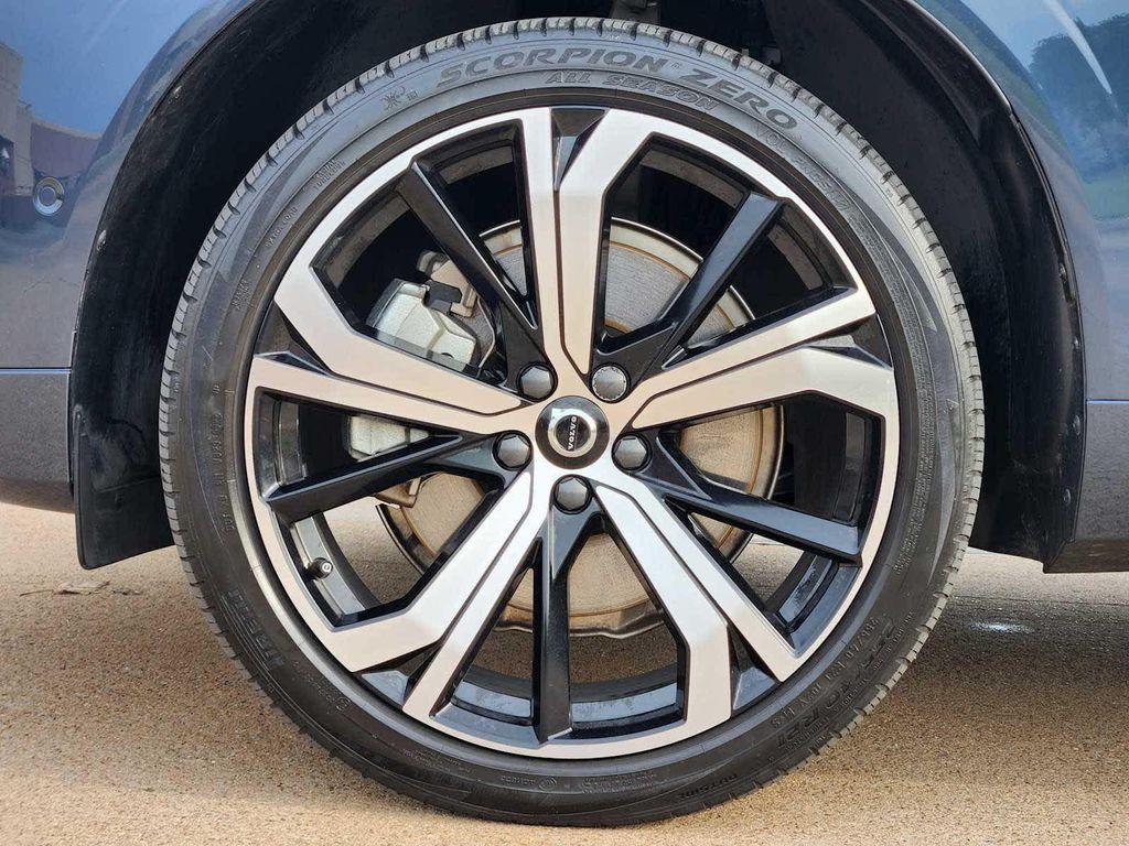used 2022 Volvo XC60 car, priced at $35,988