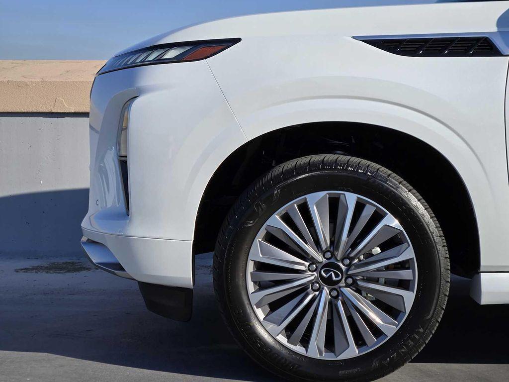 used 2025 INFINITI QX80 car, priced at $83,988