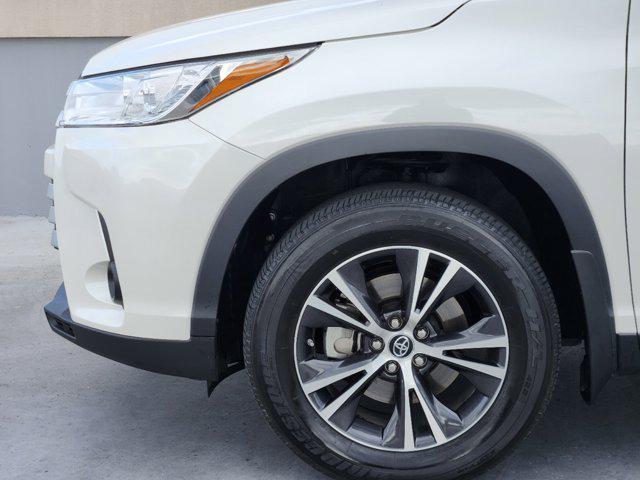 used 2019 Toyota Highlander car, priced at $28,488