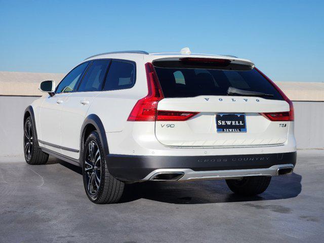 used 2018 Volvo V90 Cross Country car, priced at $23,988