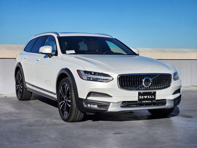 used 2018 Volvo V90 Cross Country car, priced at $23,988