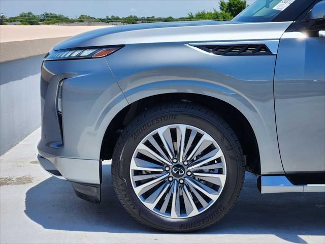 new 2025 INFINITI QX80 car, priced at $102,640