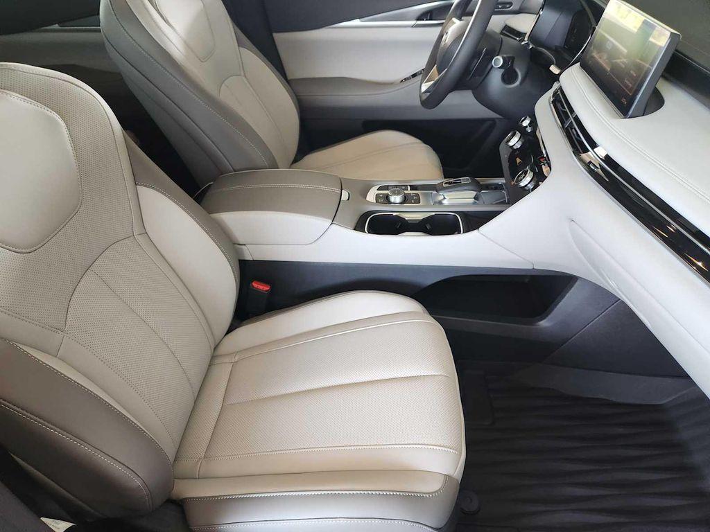 new 2026 INFINITI QX60 car, priced at $53,250