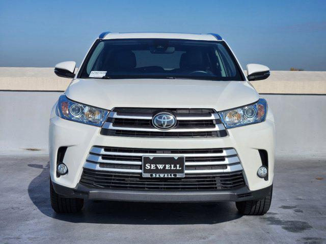 used 2019 Toyota Highlander car, priced at $25,988