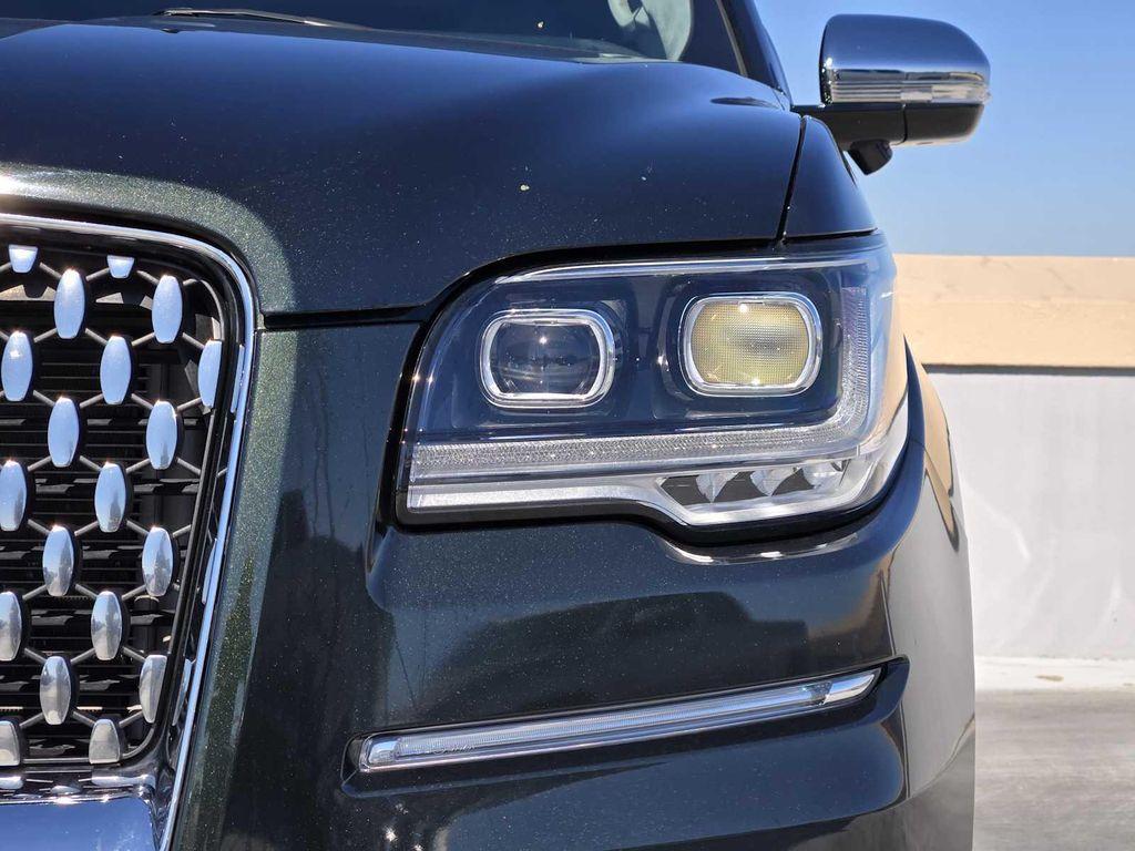 used 2022 Lincoln Navigator car, priced at $62,988
