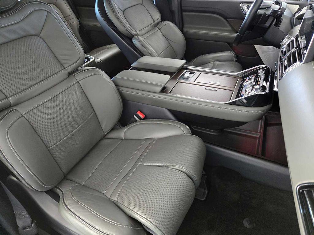 used 2022 Lincoln Navigator car, priced at $62,988