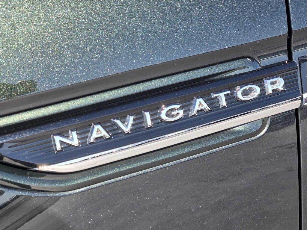 used 2022 Lincoln Navigator car, priced at $62,988