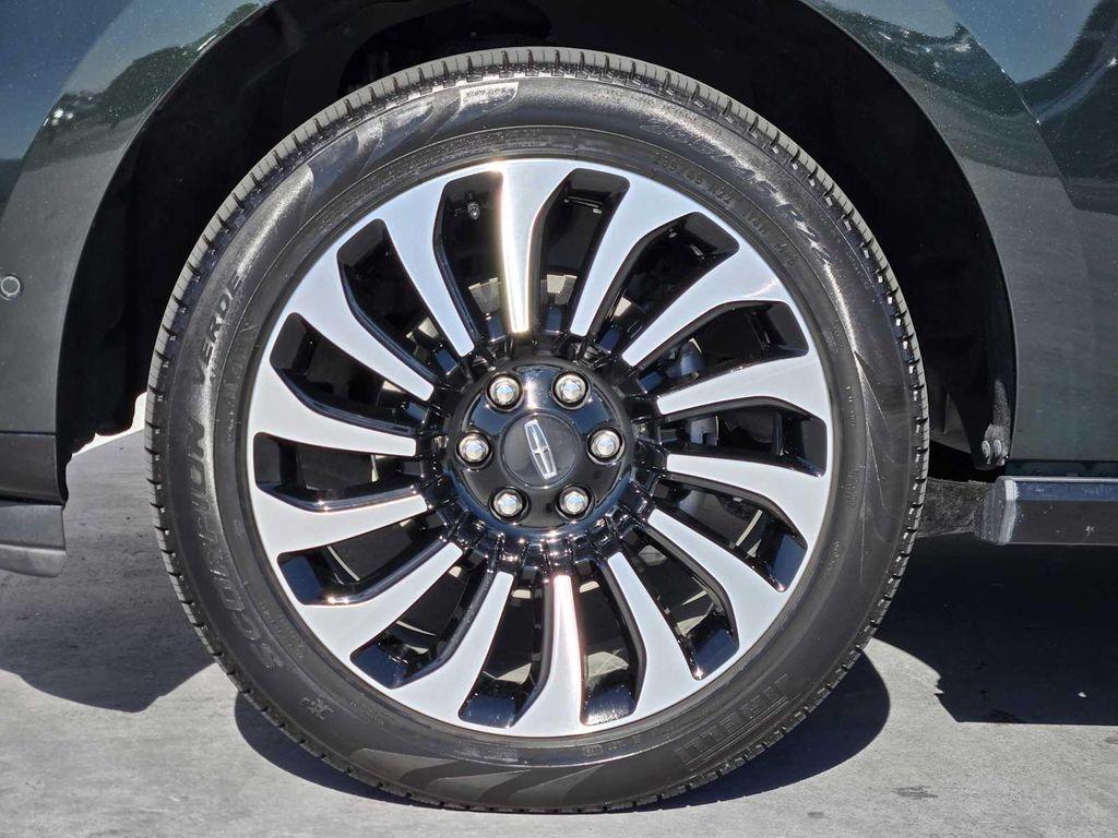 used 2022 Lincoln Navigator car, priced at $62,988