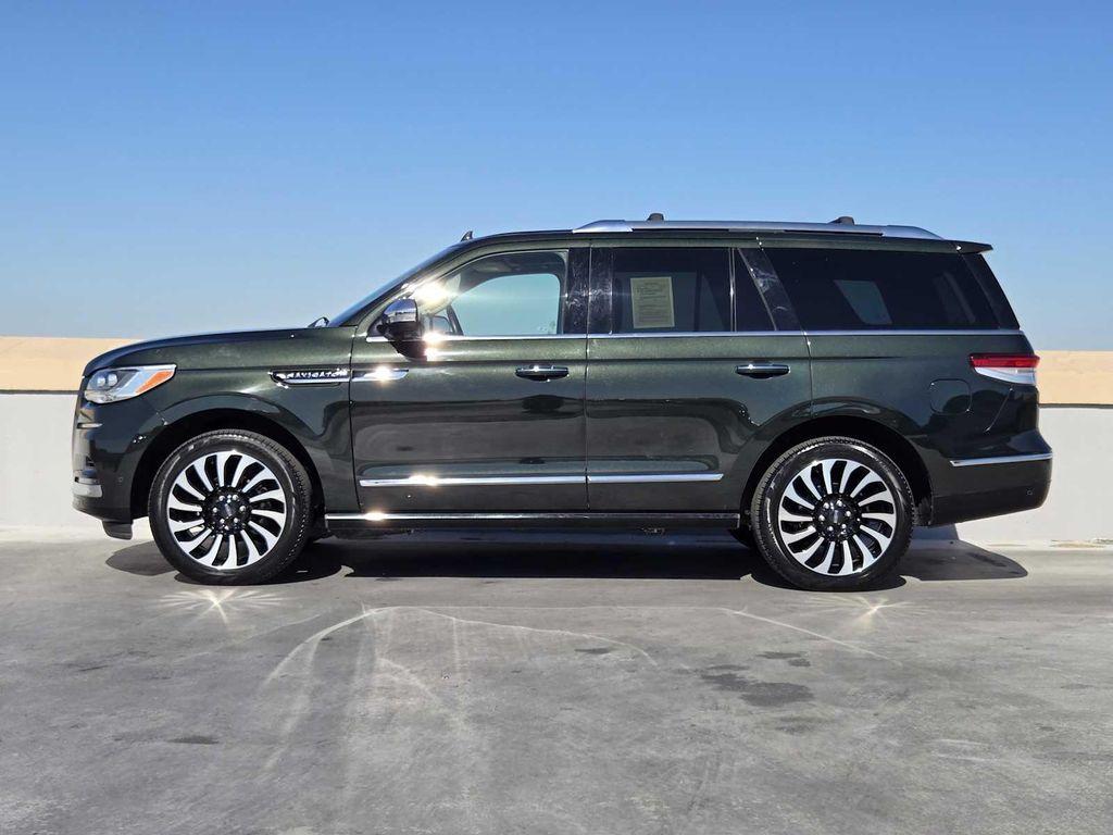 used 2022 Lincoln Navigator car, priced at $62,988