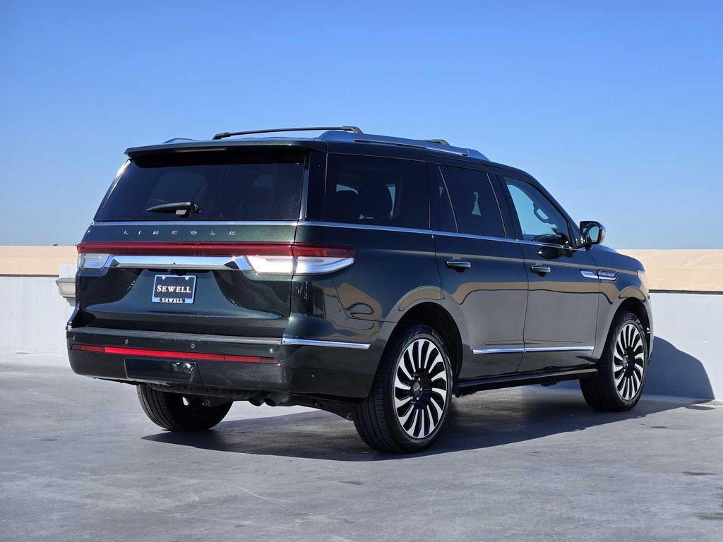 used 2022 Lincoln Navigator car, priced at $62,988