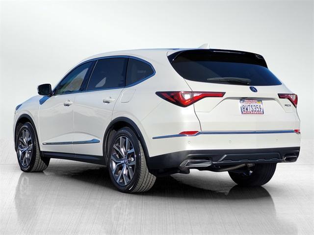 used 2022 Acura MDX car, priced at $38,922