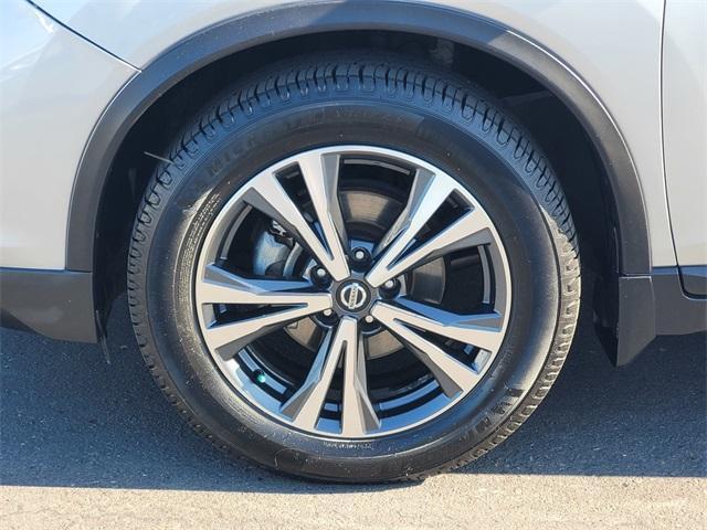 used 2017 Nissan Rogue car, priced at $13,999