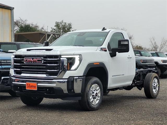 new 2025 GMC Sierra 2500 car, priced at $66,223