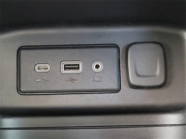 used 2023 Chevrolet Equinox car, priced at $18,555