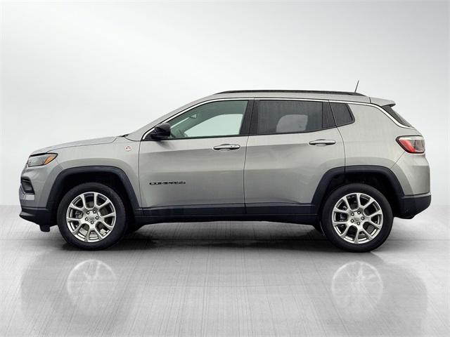 used 2022 Jeep Compass car, priced at $20,999