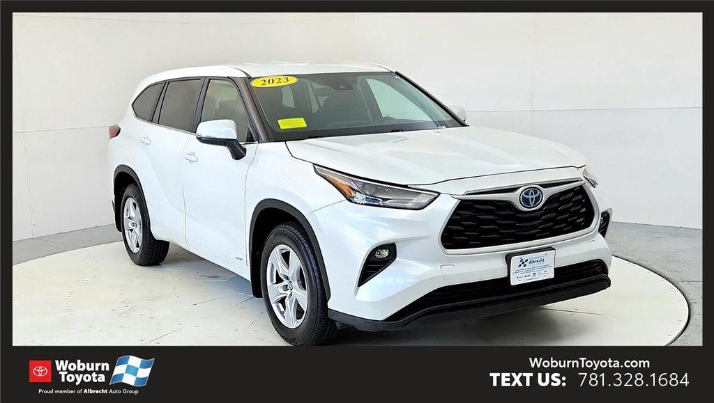 used 2023 Toyota Highlander Hybrid car, priced at $36,985