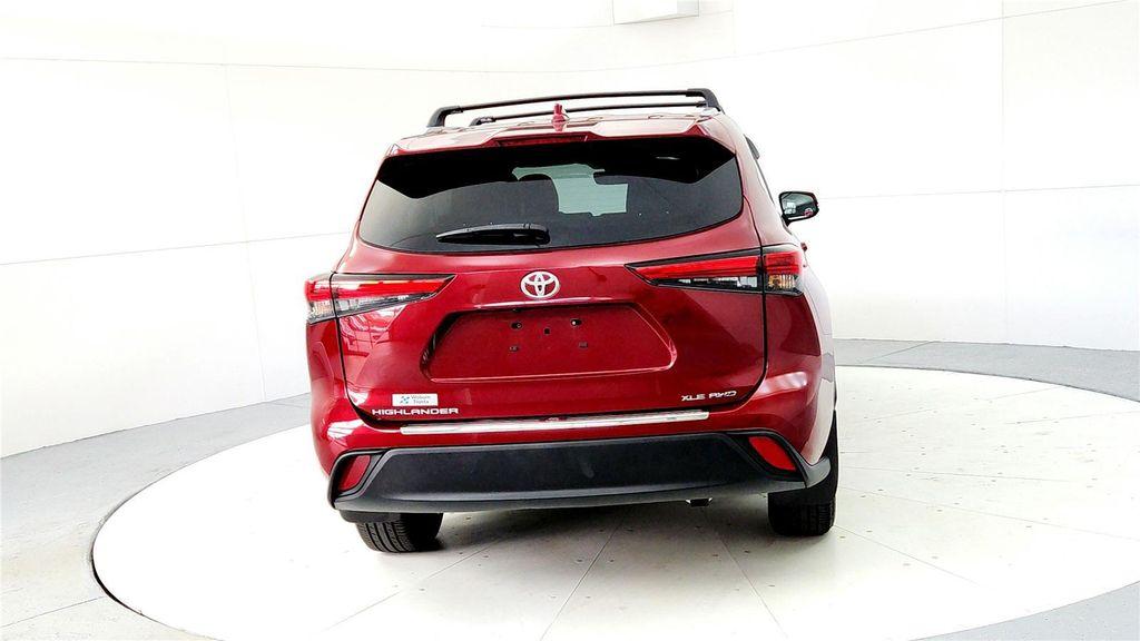 used 2022 Toyota Highlander car, priced at $35,985