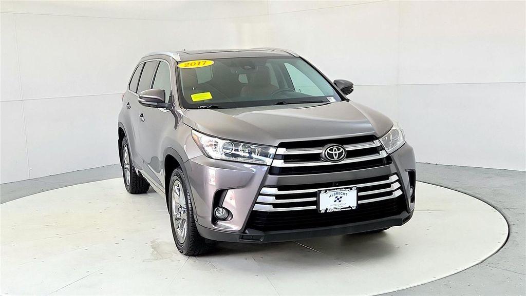 used 2017 Toyota Highlander car, priced at $24,985