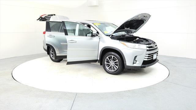 used 2019 Toyota Highlander car, priced at $28,985