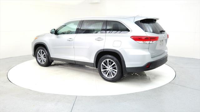 used 2019 Toyota Highlander car, priced at $28,985