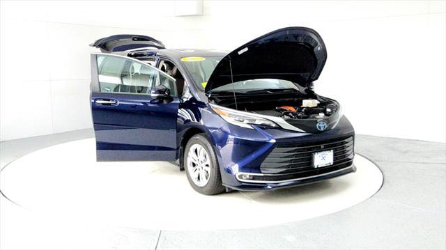 used 2023 Toyota Sienna car, priced at $50,295