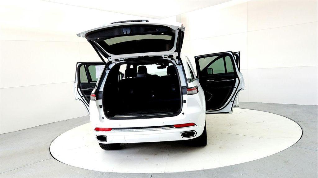 used 2022 Jeep Grand Cherokee car, priced at $32,985