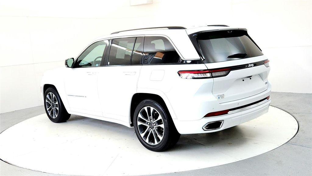 used 2022 Jeep Grand Cherokee car, priced at $32,985