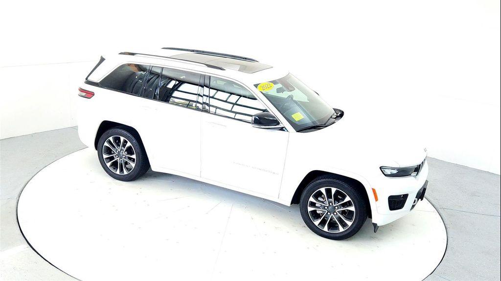 used 2022 Jeep Grand Cherokee car, priced at $32,985