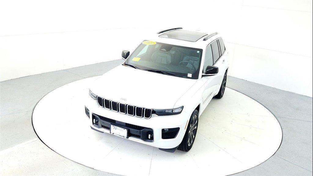 used 2022 Jeep Grand Cherokee car, priced at $32,985