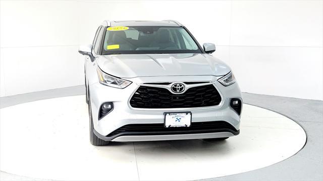 used 2023 Toyota Highlander car, priced at $47,595