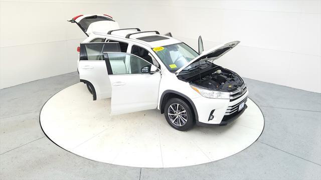 used 2018 Toyota Highlander car, priced at $23,985