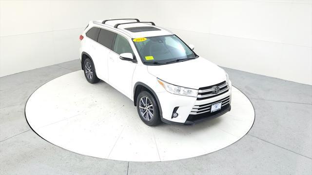 used 2018 Toyota Highlander car, priced at $23,985