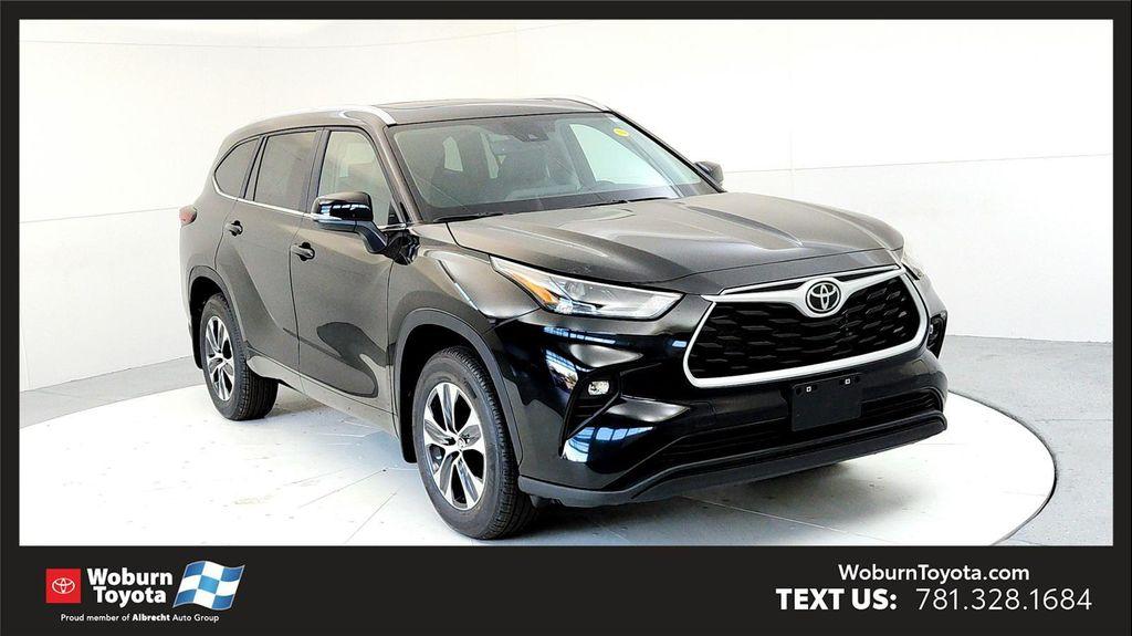 new 2025 Toyota Highlander car, priced at $47,338