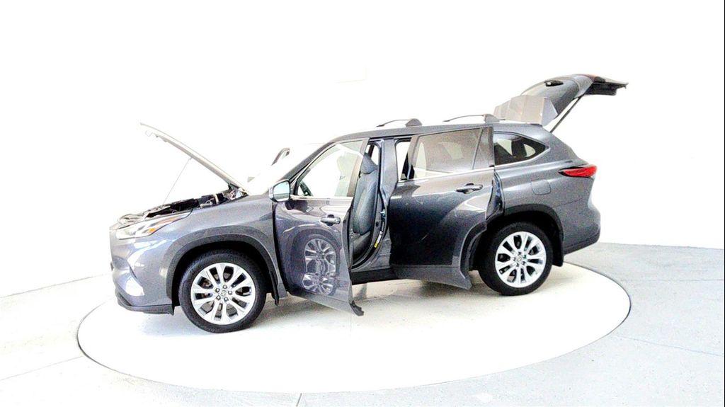 used 2023 Toyota Highlander car, priced at $41,985