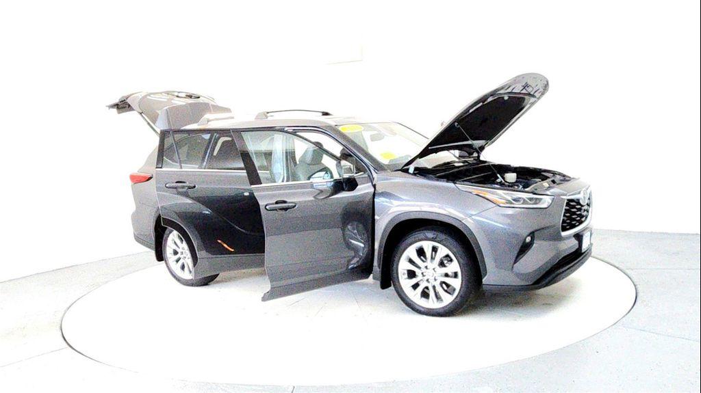used 2023 Toyota Highlander car, priced at $41,985