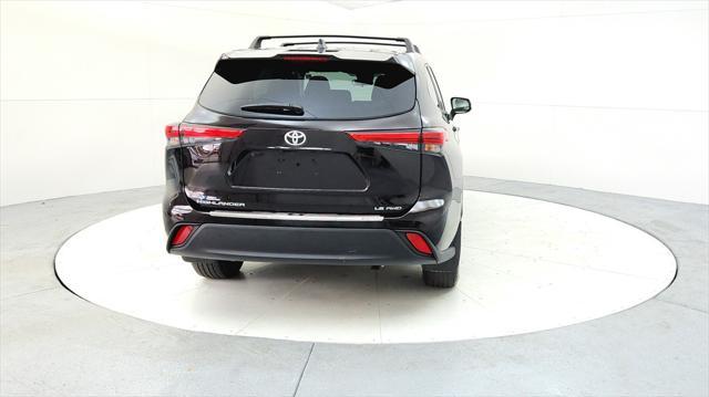 used 2022 Toyota Highlander car, priced at $32,985