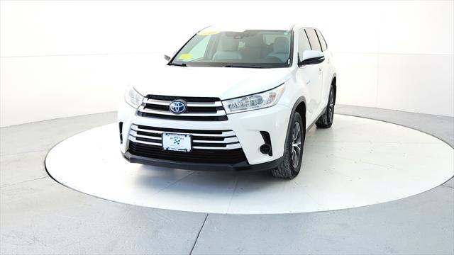 used 2019 Toyota Highlander Hybrid car, priced at $25,595