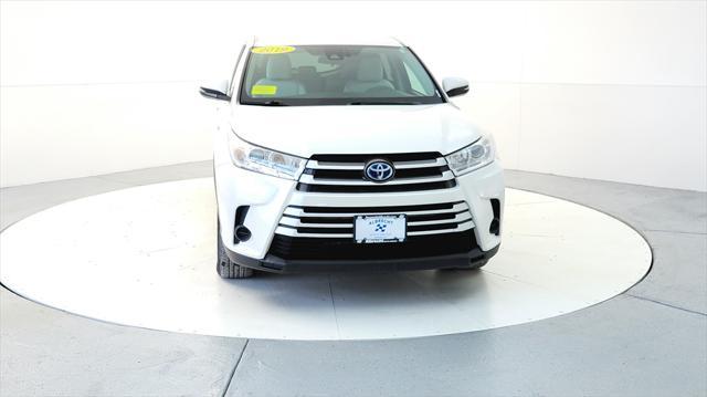 used 2019 Toyota Highlander Hybrid car, priced at $25,595