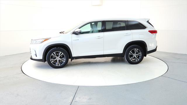 used 2019 Toyota Highlander Hybrid car, priced at $25,595