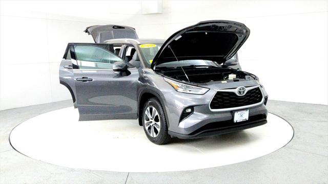 used 2021 Toyota Highlander car, priced at $34,795