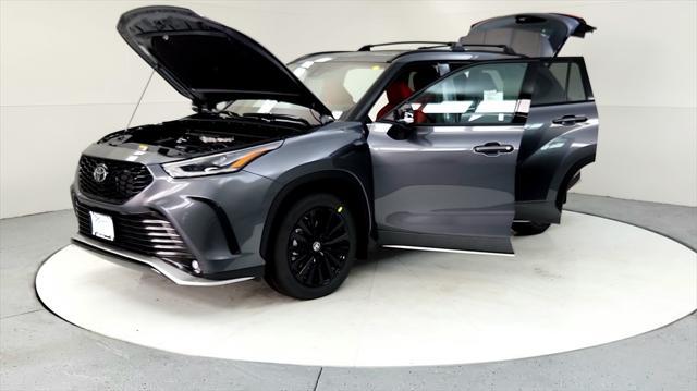 used 2023 Toyota Highlander car, priced at $44,985