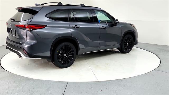 used 2023 Toyota Highlander car, priced at $44,985