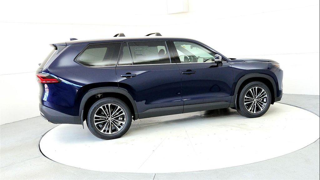 new 2025 Toyota Grand Highlander Hybrid car, priced at $63,193