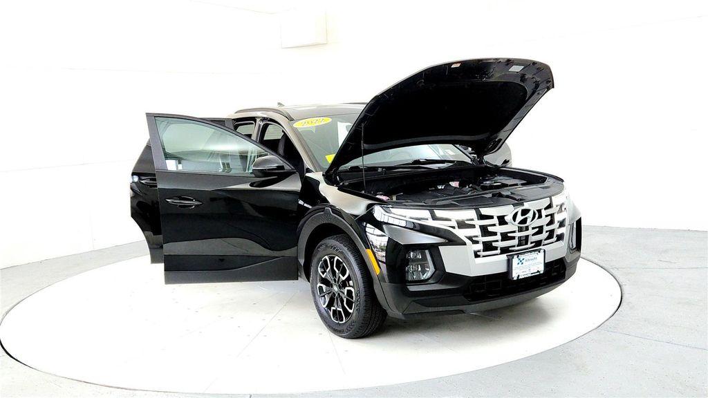 used 2022 Hyundai SANTA CRUZ car, priced at $23,985