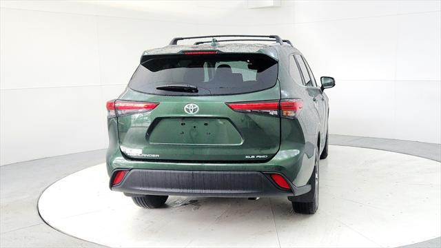 used 2023 Toyota Highlander car, priced at $41,985