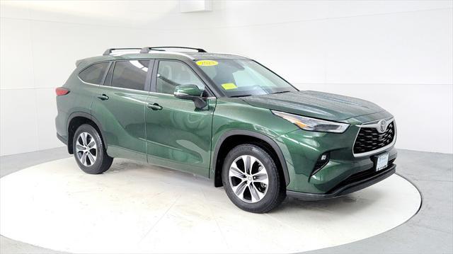 used 2023 Toyota Highlander car, priced at $41,985